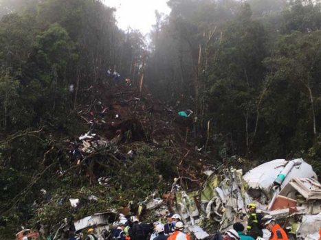 Polícia divulga imagens do local do acidente