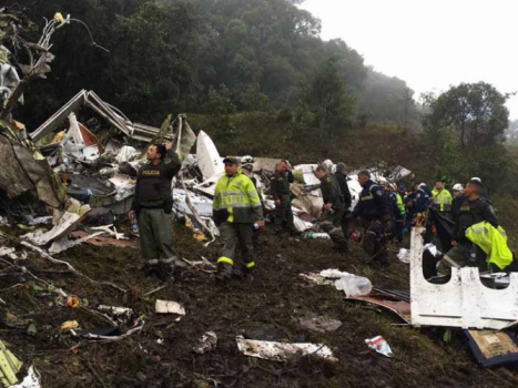 Polícia divulga imagens do local do acidente