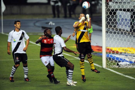 Fernando Prass - com a camisa do Vasco (2012)
