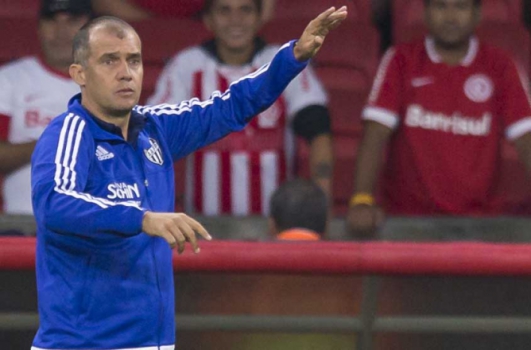 Eduardo Baptista tem conversas adiantadas com o Palmeiras para substituir Cuca em 2017