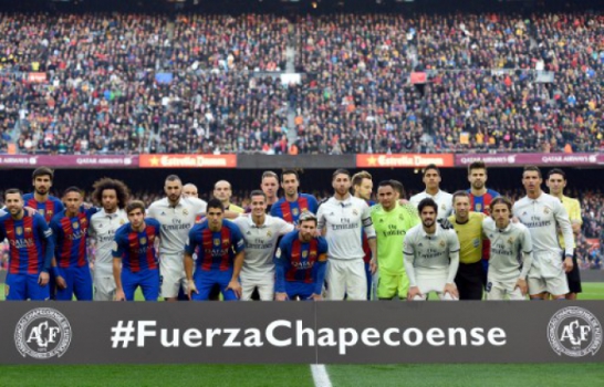 Minuto de silêncio - Barcelona x Real Madrid