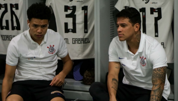 Recuperados' no Timão, Marquinhos e Giovanni disputam vaga de Jadson