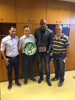 Otimista por 'fico', Jailson joga última rodada no Verdão para ser premiado