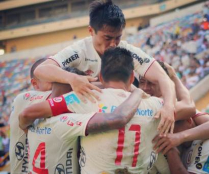 Universitario (PER) ainda sem posição definida
