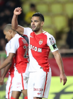 Monaco: Falcao GarcÃa, voltando a sua boa fase, é a referência do ataque francês