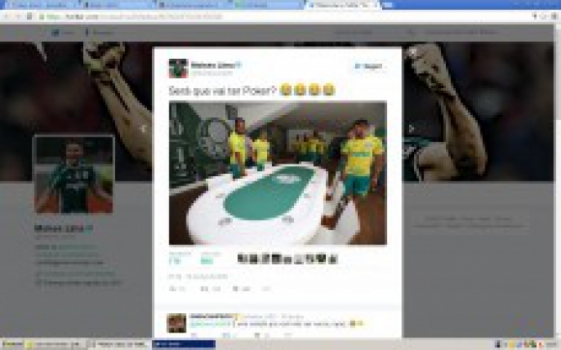 Mesa oficial de pôquer no novo CT do Palmeiras anima o meia  Moisés
