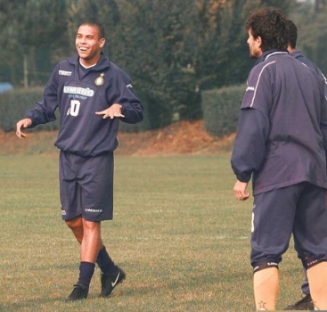 Já em 1998 Ronaldo teve que se contentar com a segunda posição