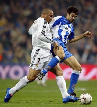 Em 2003 Ronaldo ficou em terceiro lugar