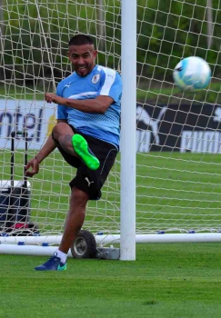Titular da seleção uruguaia, o volante Arévalo Ríos teve passagem apagada pelo Botafogo