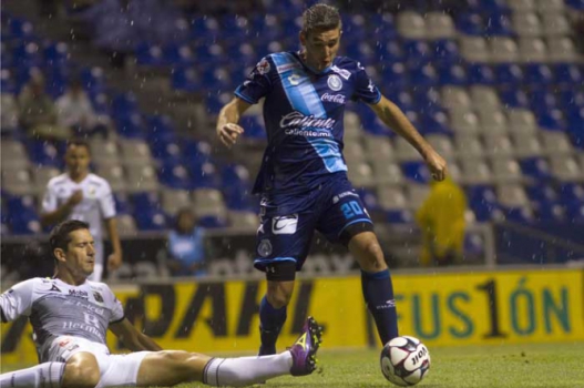 O atacante Alvaro Navarro foi um dos destaques do Botafogo na conquista da Série B de 2015