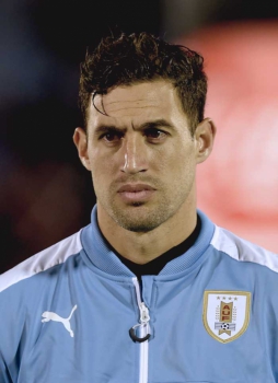 Reserva na seleção do Uruguai, o goleiro Martin Silva é ídolo no Vasco