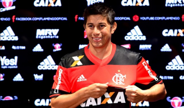 Veja as imagens da apresentação de Conca no Flamengo