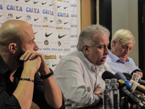 Corinthians negocia 25% de Petros para quitar até dívida por... Petros