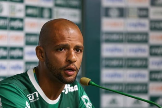 Felipe Melo finda 'caso Fla' e diz que só São Paulo concorreu com o Verdão