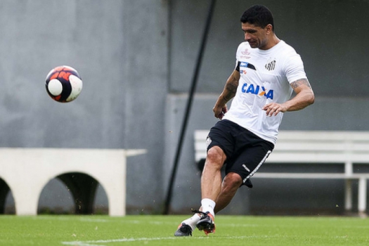 Renato renovou com o Santos Ivan Storti/Santos FC