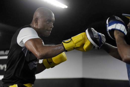 Anderson Silva treinou com Ronaldo Jacaré na academia X-Gym, no Rio de Janeiro