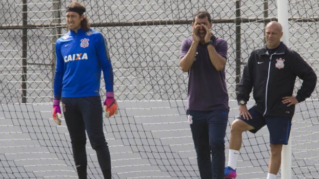 Carille prioriza sistema defensivo, e Timão repete feito após um semestre