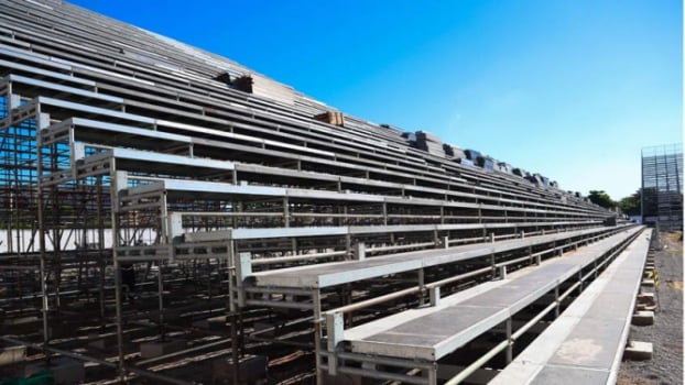 Construção do Estádio Luso Brasileiro