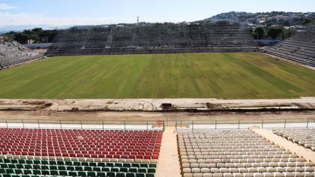 Construção do estádio Luso Brasileiro