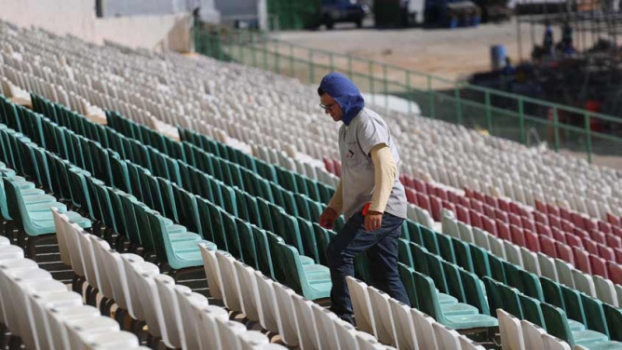Construção do estádio Luso Brasileiro