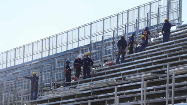 Construção do estádio Luso Brasileiro