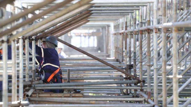 Construção do estádio Luso Brasileiro