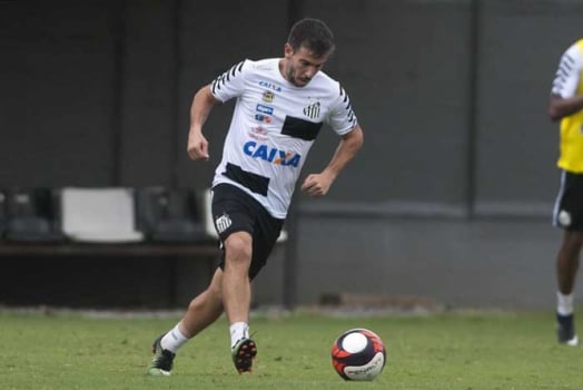 Donizete é a principal novidade no time do Santos contra o The Strongest (Foto: Ivan Storti / Santos FC)