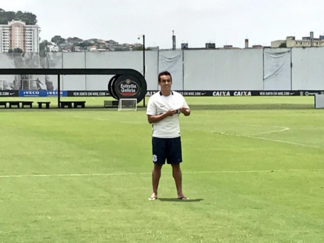 Apresentado no Corinthians, Jadson diz: 'Abri mão de dinheiro para voltar'
