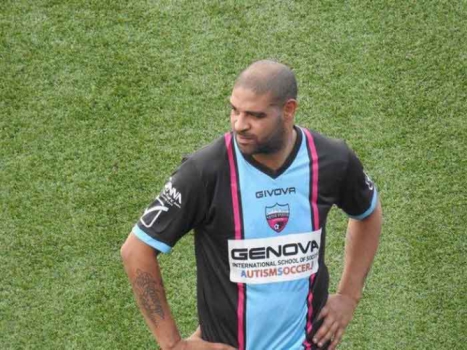 Adriano Imperador - com a camisa do Miami United