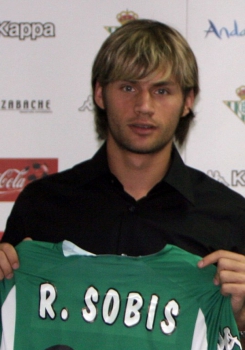 Hoje no Cruzeiro, Rafael Sobis defendeu o Betis em 57 jogos, marcando oito gols