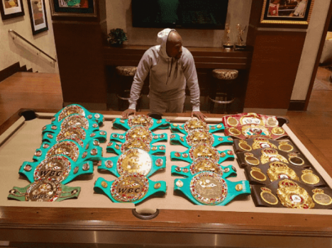 Floyd Mayweather ostenta fortuna na internet