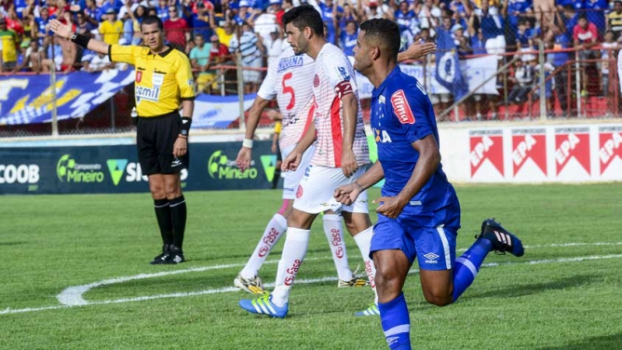 Teófilo Otoni x Cruzeiro