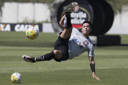 Giovanni Augusto atinge marca no Corinthians e diz: 'Sonho de criança'