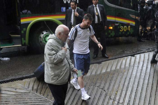 Suspenso, Messi viajou para a Bolívia apenas para ver a derrota argentina por 2 a 0