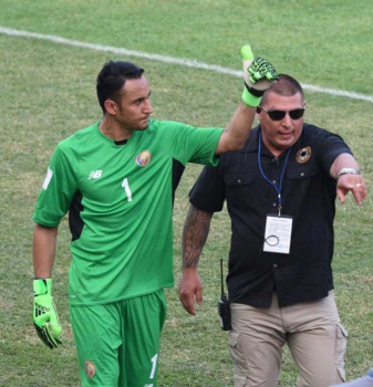 Goleiro do Real Madrid, o costarriquenho Navas é tratado como ídolo quando joga nas Eliminatórias da Concacaf