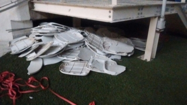 Corinthians inicia reparos na Arena. Veja imagens dos estragos após briga