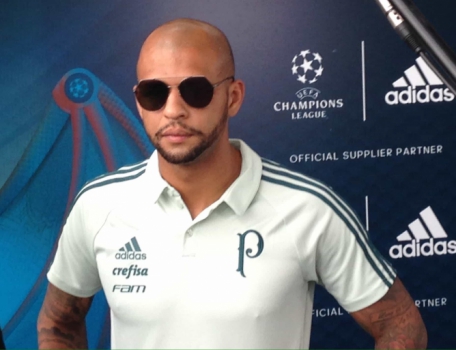 Felipe Melo rejeita polêmica e faz alerta antes de jogo com uruguaios