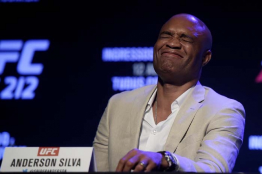 José Aldo, Anderson Silva e Max Holloway participaram de coletiva de imprensa do UFC Rio