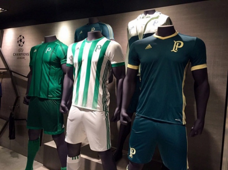 Depois da camisa 1, vaza foto com possíveis novos uniformes do Verdão