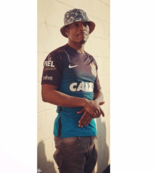 Rapper amigo de Kazim, usa camisa do Corinthians em clipe