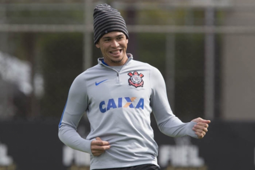 Corinthians analisa oferta da Grécia, e Luciano fica longe do Botafogo