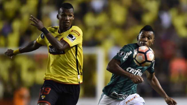 Em dia para esquecer, Verdão leva gol no fim e perde no Equador