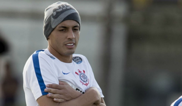 Marciel interrompe ano de afirmação no Corinthians: veja motivos e prazos