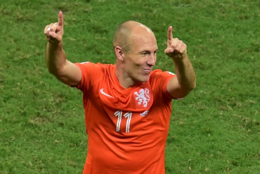 Aos 33 anos o atacante holandês Arjen Robben defende o Bayern de Munique, mas fala em se apsoentar em 2018