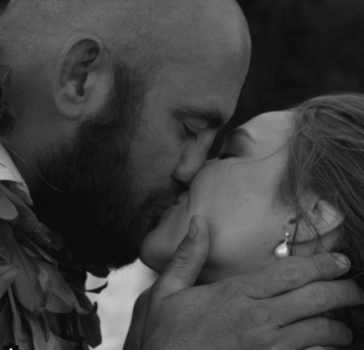 Ronda Rousey se casou com o lutador Travis Browne