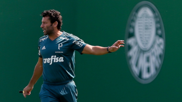 Querido pelo elenco, Valentim assume para tentar criar 'sombra' em Mano