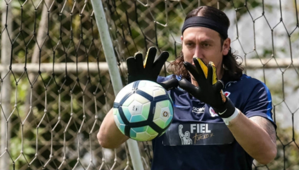 Corinthians sofre, mas resiste como melhor defesa antes de 'jogo-modelo'