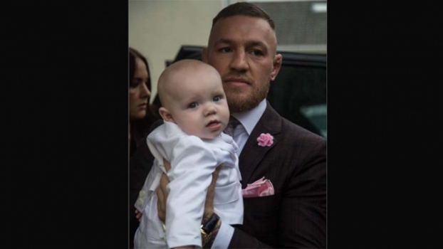 Conor McGregor faz mega festa para batizado de filho