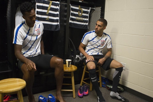 Presidente do Corinthians admite: há dívidas com dois jogadores titulares