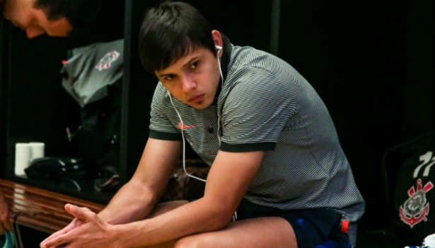 Titular 'frágil' no Timão, Romero não participa de gols há mais de cem dias